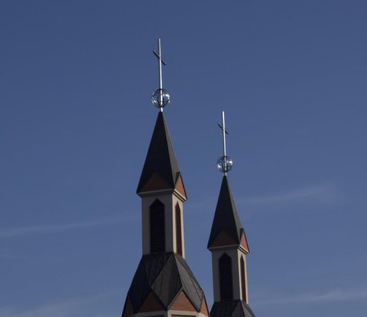 kościół w Józefosławiu foto: www.facebook.com/ParafiaJozefoslaw