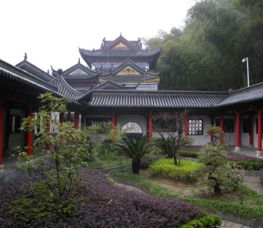 Klasztor buddyjski w Huangmei