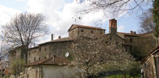 Sarna - średniowieczna wioska należąca do Gminy Chitignano