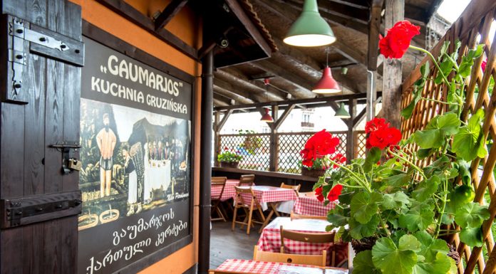 Restauracja Gaumarjos - kuchnia gruzińska