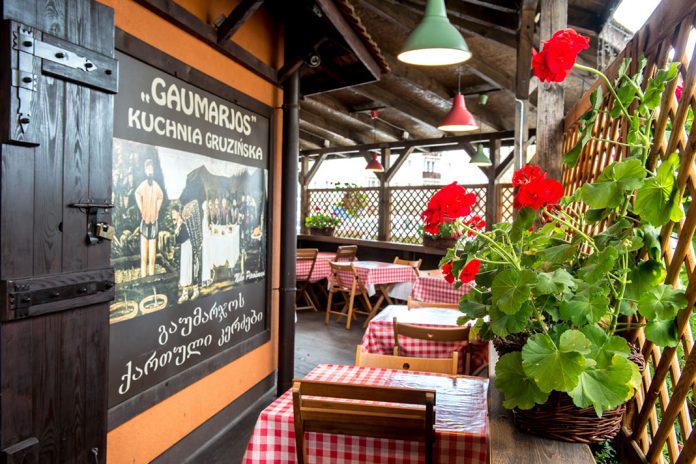 Restauracja Gaumarjos - kuchnia gruzińska