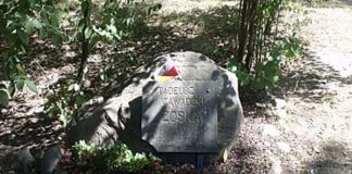Kamień pamięci Tadeusza Zawadzkiego „Zośki”