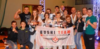 Szczęśliwa drużyna Bushi Team po Mistrzostwach Makroregionu Wschodniego i Międzywojewódzkich Mistrzostwach Młodzików Kyokushin Karate