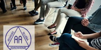 osoby siedzące w kręgu, bez twarzy