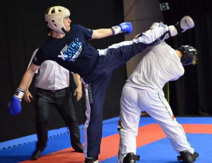 Kickboxerzy w Pucharze Świata 2017 Puchar Świata w Budapeszcie - walczy Klaudiusz Świstulski, fot Marcin Pałuba