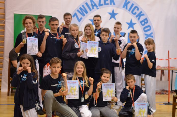 Medaliści formuły Pointfighting