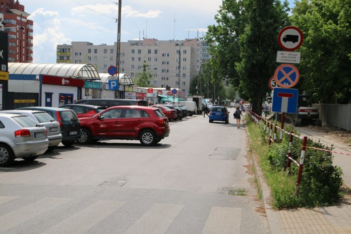 ul. Szkolna - widok na część ulicy, która będzie remontowana od 30 czerwca 2018 r. Foto: Łukasz Wyleziński