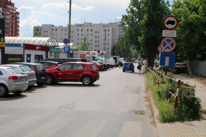 Ulica Szkolna przed remontem. Foto: Łukasz Wyleziński