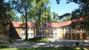 nowa część szkoły w Zalesiu Górnym foto Łukasz Wyleziński
