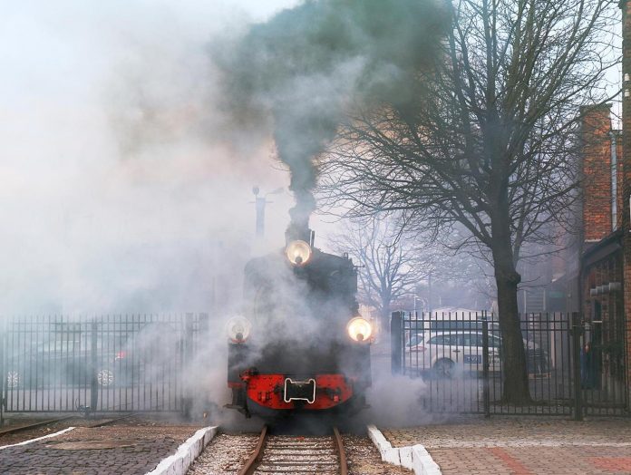 Filmowa relacja z przywitania parowozu Px48 w Piasecznie foto Anna Grzejszczyk