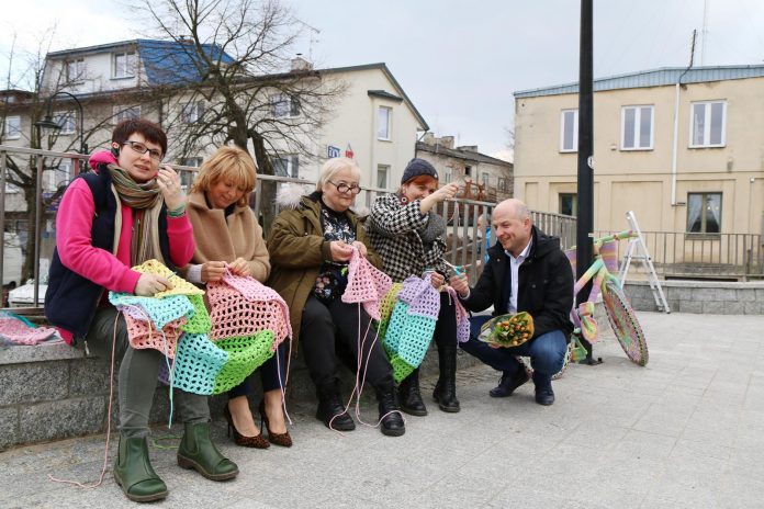 Happening stowarzyszenia CDN, foto Anna Grzejszczyk