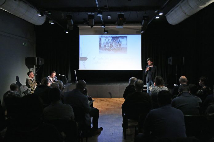 Spotkanie z twórcami komiksu “Jeden do jednego” Spotkanie z twórcami komiksu Jeden do jednego