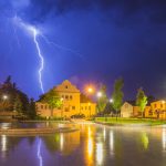 Burza – skwer Kisiela w Piasecznie, foto: Artur Bociarski