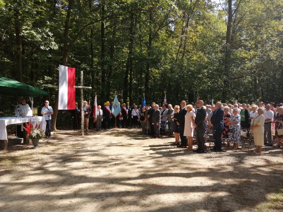 75. rocznica walk powstańczych w lasach Chojnowskich oraz pacyfikacji wsi Chojnów