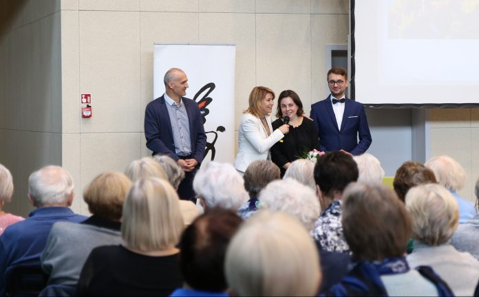 inauguracja nowego roku akademickiego UTW, foto Anna Grzejszczyk