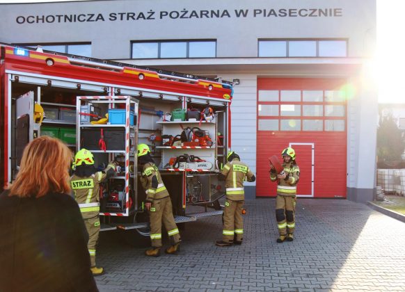 samochód pożarniczy OSP Piaseczno