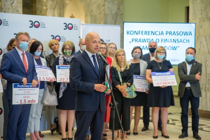 Konferencja prasowa “Prawda o finansach samorządów” konferencja: Prawda o finansach samorządów, foto: Urząd m.st. Warszawy