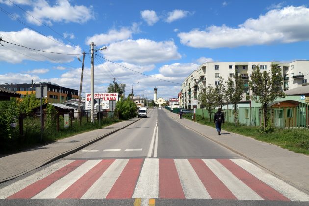 Ulica Dworcowa od skrzyżowania z ul. Nadarzyńską do ul. Jana Pawła II przed remontem