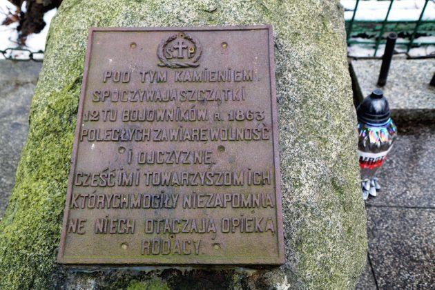 Pomnik Powstańców 1863 r. na Cmentarzu Parafialnym w Piasecznie