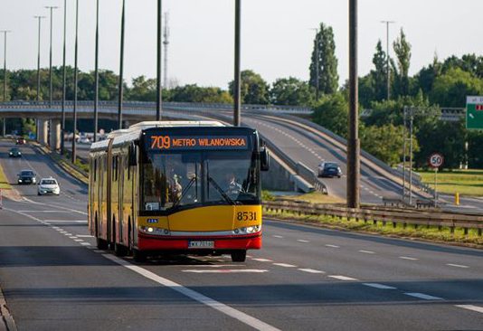 Autobus 709 na ul. Puławskiej w Warszawie, foto: Zarząd Dróg Miejskich Warszawa