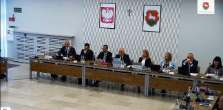 Screen z sesji LII sesja Rady Miejskiej w Piasecznie