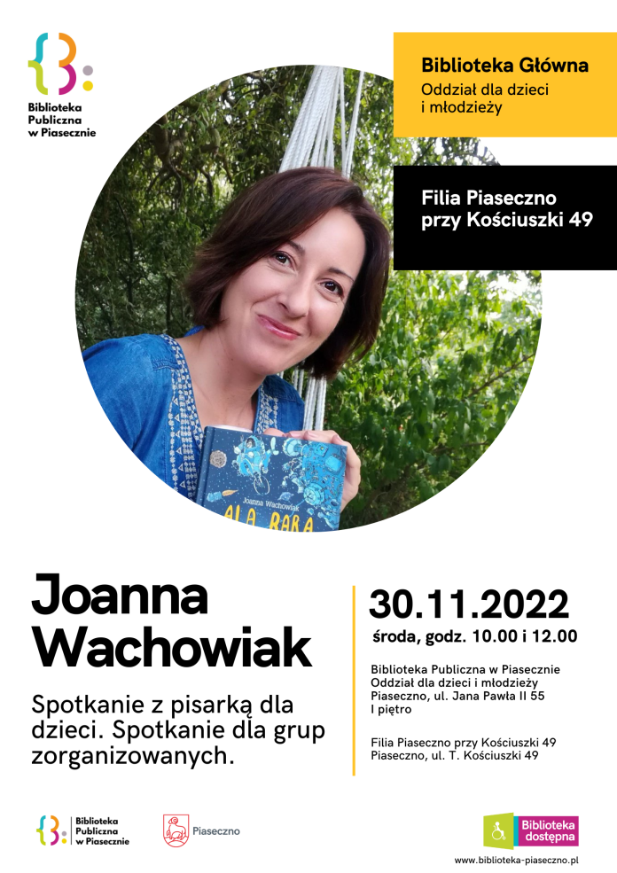 Joanna Wachowiak w bibliotece