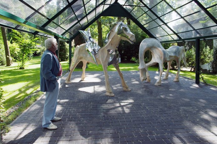 Ogród i galeria prof. Adama Myjaka, Foto Wiktor T. Nowotka