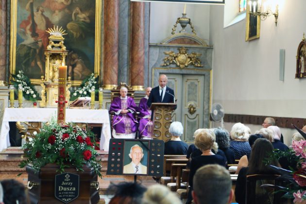 Pogrzeb Honorowego Obywatela Gminy Piaseczno Jerzego Duszy