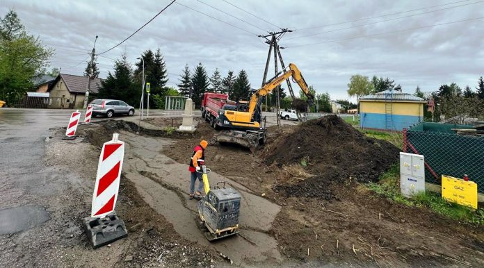 Budowa ronda w Gołkowie
