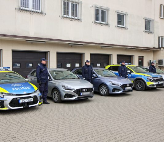 Nowe samochody dla policji