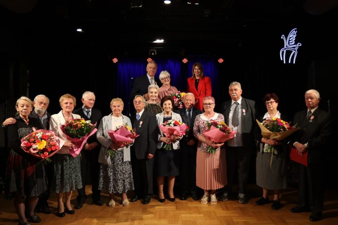 zdjęcie grupowe jubilatów II tura