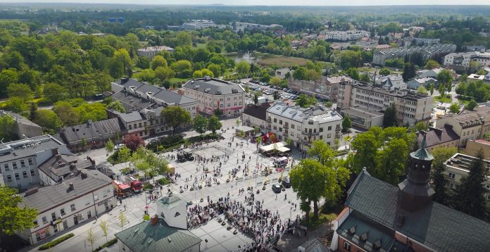 Relacja filmowa z 25. Piaseczyńskiej Mili Konstytucyjnej