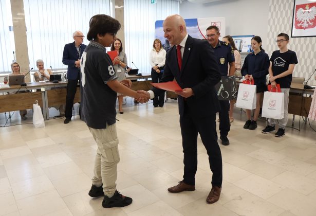 Laureaci konkursu Straży Miejskiej w Piasecznie