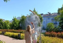 Kurtyny wodne w Piasecznie na ochłodę w upalne dni. Foto: Małgorzata Idaczek-Michalska