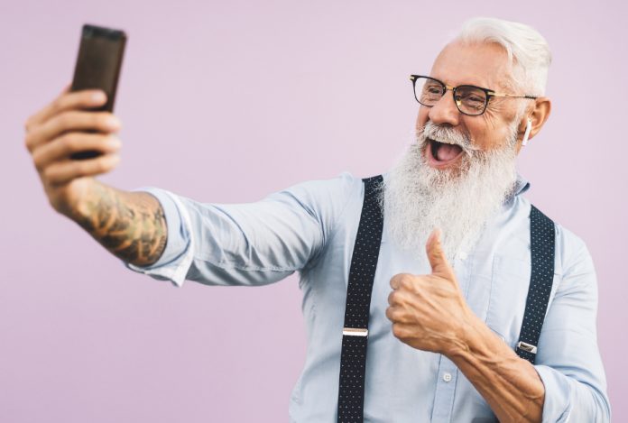 Kurs obsługi smartfona dla osób 55+