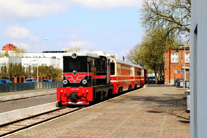 kolejka waskotorowa kolejka wąskotorowa