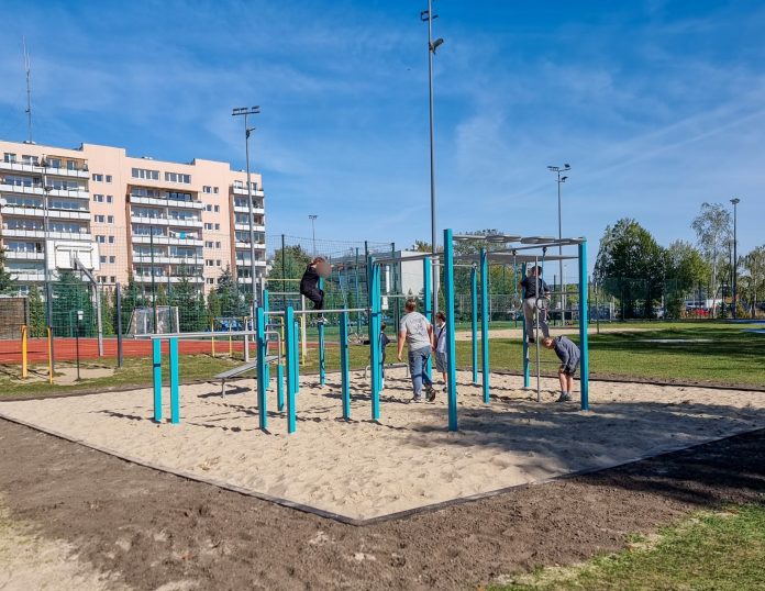 street workut sikorskiego