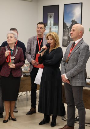 grupa osób