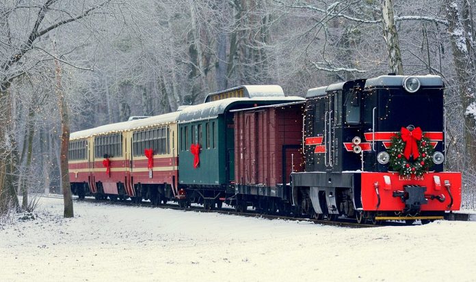 Mikołajki z Koleją Wąskotorową 2025 Mikołajki z Koleją Wąskotorową 2025