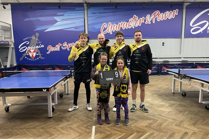 Pingpongiści z Piaseczna pokonali KS Spójnia Warszawa 9:1