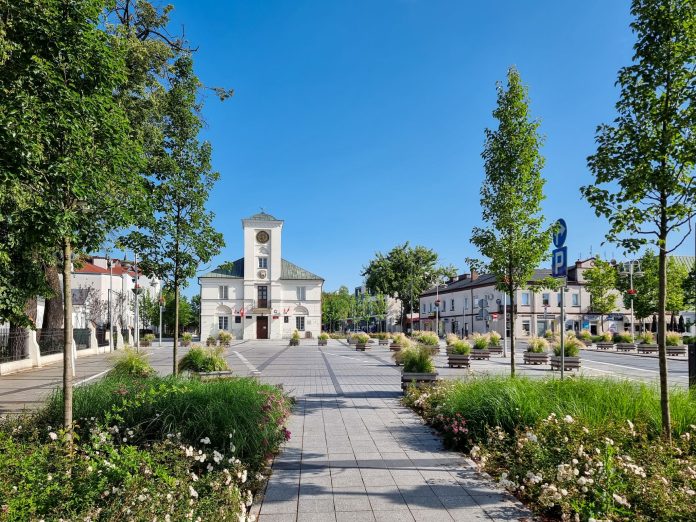 ratusz w Piasecznie ratusz w Piasecznie