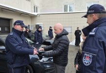 Nowe radiowozy dla Policji. Wsparcie Gminy Piaseczno