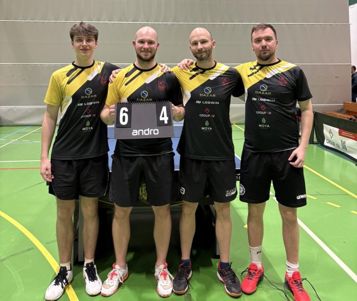 UKS Return Piaseczno (od lewej K. Weikum, M. Galas, M. Chojnicki, J. Kuźmicz) UKS Return Piaseczno (od lewej K. Weikum, M. Galas, M. Chojnicki, J. Kuźmicz)