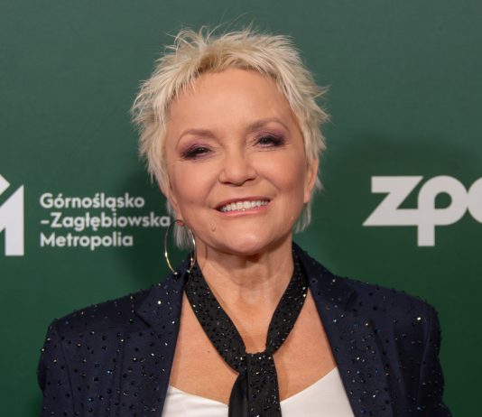 MAŁGORZATA OSTROWSKA