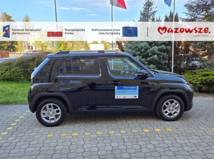 czarny samochód ekodoradcy