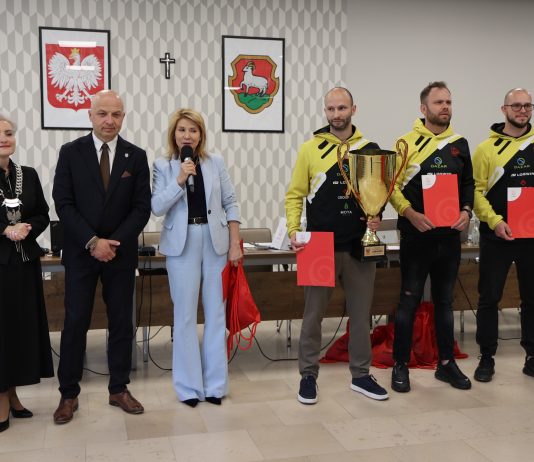 gratulacje-dla-zawodnikow-uks-return-piaseczno