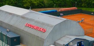 Hala lodowiska na Stadionie Miejskim w Piasecznie
