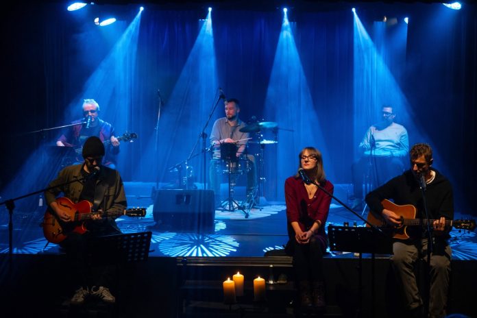 ŚWIECZOWISKO koncert muzyki poetyckiej ŚWIECZOWISKO koncert muzyki poetyckiej