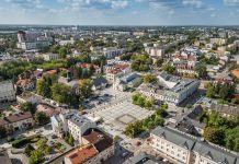 Piaseczno ponownie w czołówce miejsc dobrych do życia miasto z drona